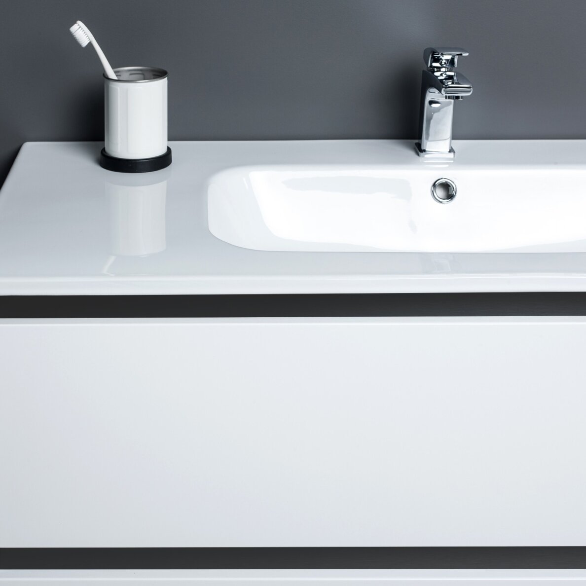 Kamė CITY spintelė su dvigubu ELIDE praustuvu 120 cm 1 Kamė CITY spintelė su dvigubu ELIDE praustuvu 120 cm 1