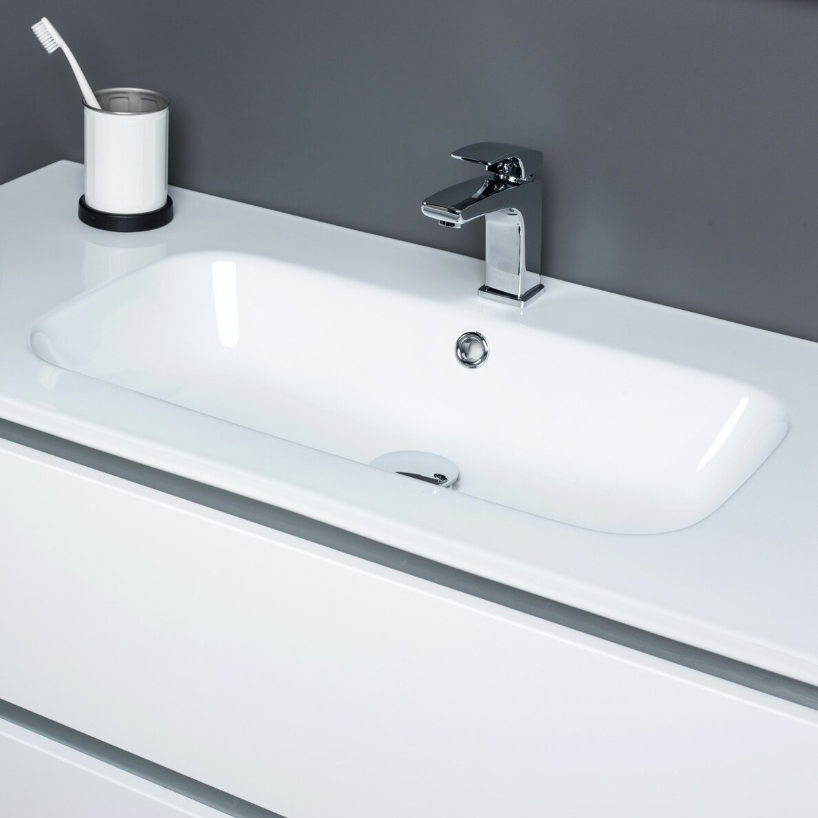 Kamė CITY spintelė su dvigubu ELIDE praustuvu 120 cm 7