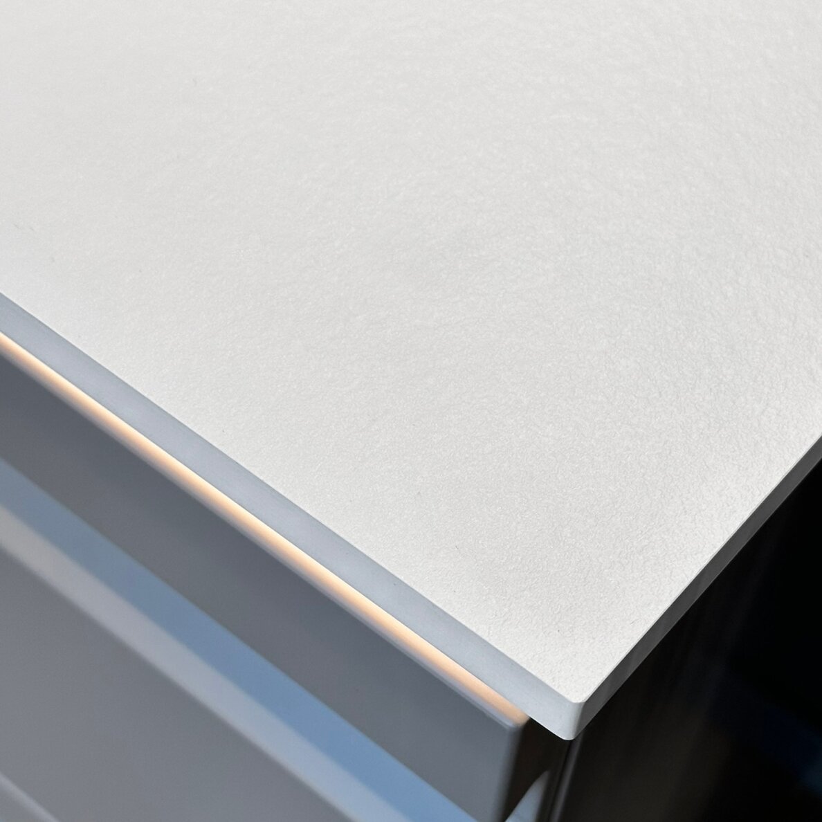 Kamė Dekton, marmuro ar kvarcito stalviršis 81 cm 5 Kamė Dekton, marmuro ar kvarcito stalviršis 81 cm 5