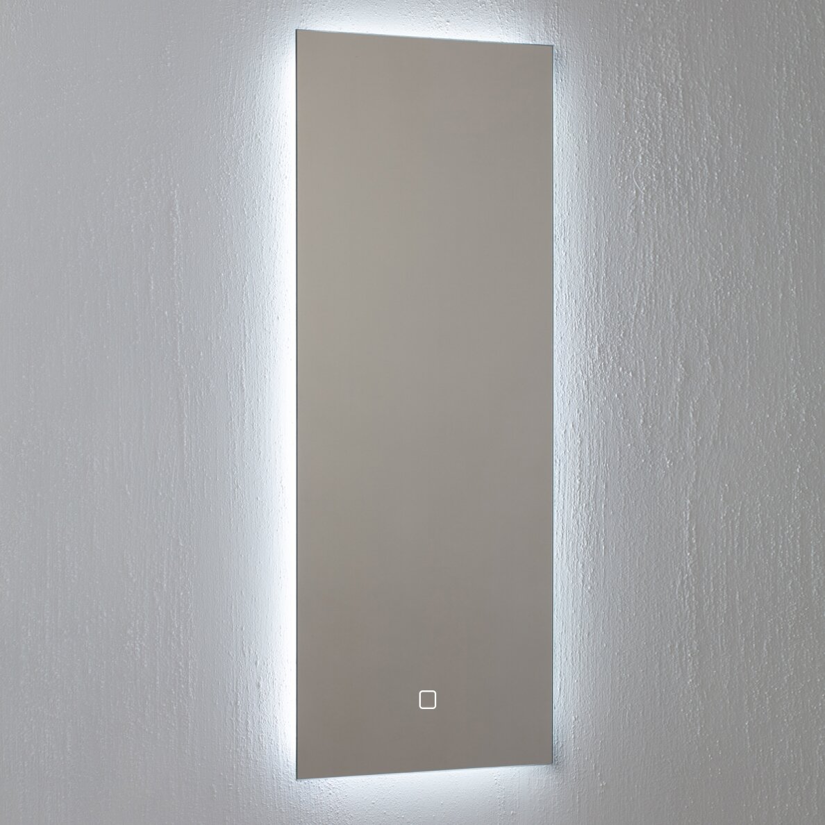 Kamė MINI veidrodis su LED apšvietimu 36 × 90 cm 3 Kamė MINI veidrodis su LED apšvietimu 36 × 90 cm 3