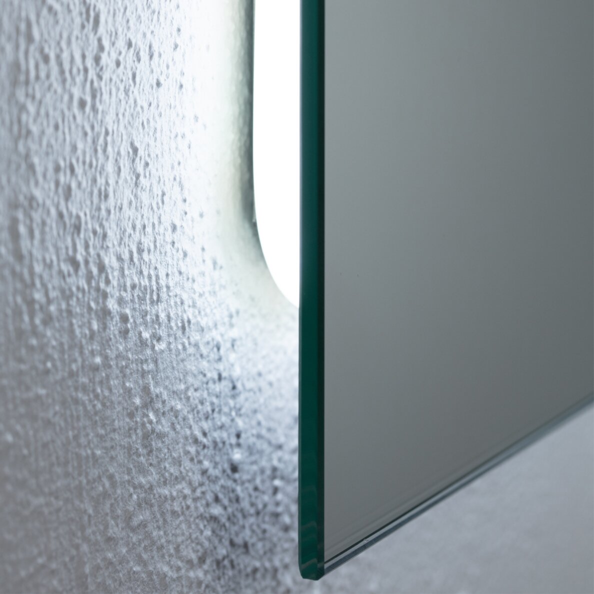 Kamė MINI veidrodis su LED apšvietimu 36 × 90 cm 5 Kamė MINI veidrodis su LED apšvietimu 36 × 90 cm 5