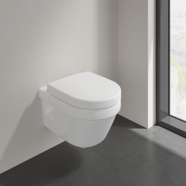Villeroy & Boch Architectura 48x35 pakabinamas klozetas su Ceramic Plus danga ir lėtaeigiu dangčiu